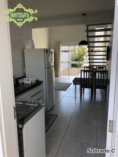 Sobrados Aconchegante Com Piscina "Natisashouse" Villa Bombinhas Luaran gambar